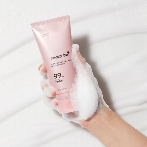Medicube PDRN Pink Niacinamide Whip Cleanser Пінка для вмивання з ПДРН