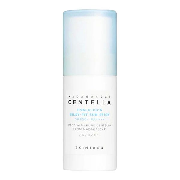 SKIN1004 Hyalu-Cica Silky-Fit Sun Stick SPF50+ PA++++ Солнцезащитный стик с шелковым финишем