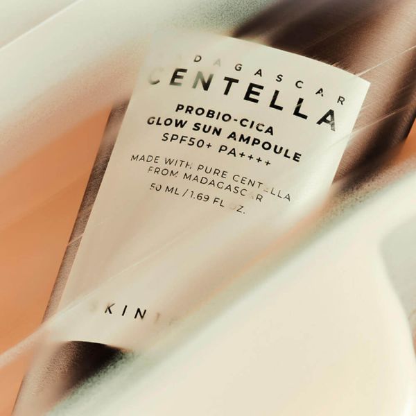 SKIN1004 Madagascar Centella Probio-Cica Glow Sun Ampoule SPF 50+ PA++++ Сонцезахисна сироватка з пробіотиками
