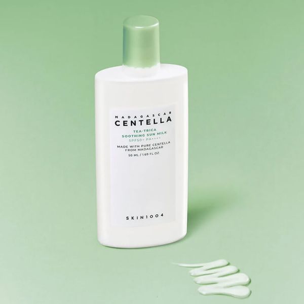 SKIN1004 Madagascar Centella Tea-Trica Soothing Sun Milk SPF 50+ PA++++ Сонцезахисне молочко