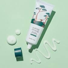 ROUND LAB Pine Calming Cica Sunscreen SPF50+ PA++++ Сонцезахисний крем з екстрактом голок сосни