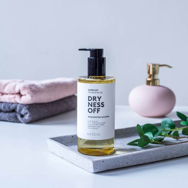 MISSHA Super Off Cleansing Oil Dryness Off MISSHA Super Off Cleansing Oil Dryness Off