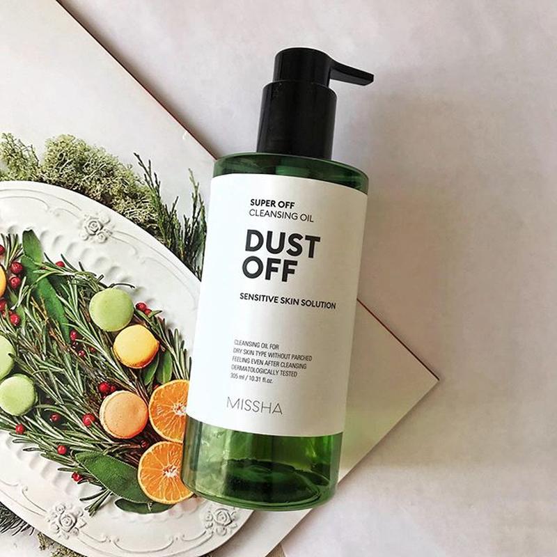 Missha Super Off Cleansing Oil Dust Off Missha Super Off Cleansing Oil Dust Off