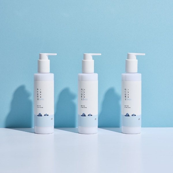 Round Lab 1025 Dokdo Cleansing Milk Round Lab 1025 Dokdo Cleansing Milk