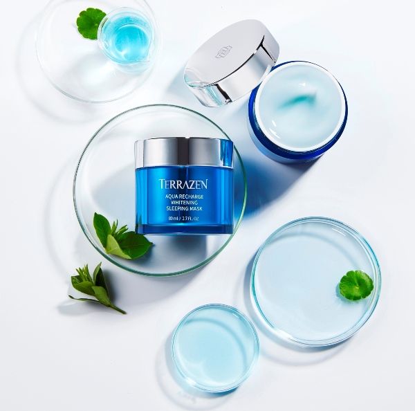 TERRAZEN Aqua Recharge Whitening Sleeping Mask 1 TERRAZEN Aqua Recharge Whitening Sleeping Mask 1
