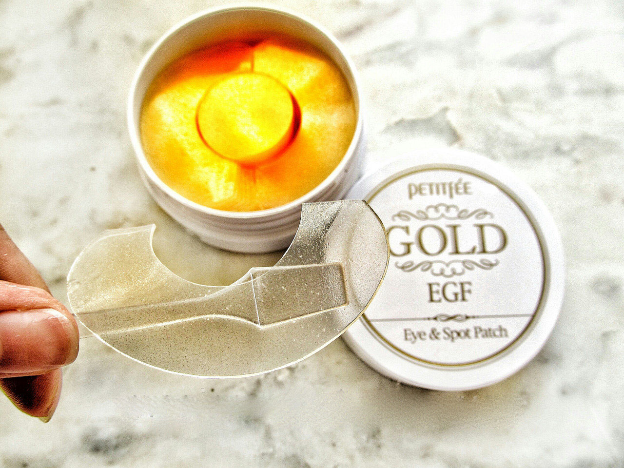 Купить PETITFEE Gold & EGF Eye & Spot Patch ✓Только оригинал ✿Доставка по Украине о лучшим ценам в интернет магазине Корейской косметики, патчи для глаз купить, антивозрастные патчи, гидрогелевые патчи, патчи под глаза заказать киев,украина, недорого, купить патчи под глаза петитфи Купить PETITFEE Gold & EGF Eye & Spot Patch ✓Только оригинал ✿Доставка по Украине о лучшим ценам в интернет магазине Корейской косметики, патчи для глаз купить, антивозрастные патчи, гидрогелевые патчи, патчи под глаза заказать киев,украина, недорого, купить патчи под глаза петитфи